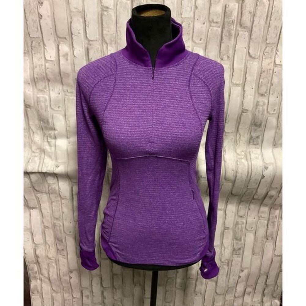 Lululemon Size Small Women's Purple‎ Long sleeve Athliesure 1/4 zip high collar